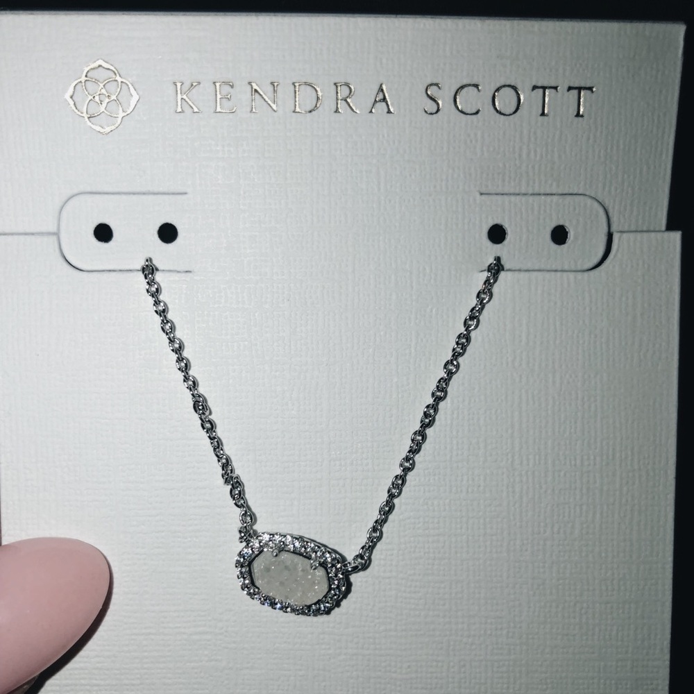 UPDATED silver KENDRA SCOTT necklace BRAND NEW🌟